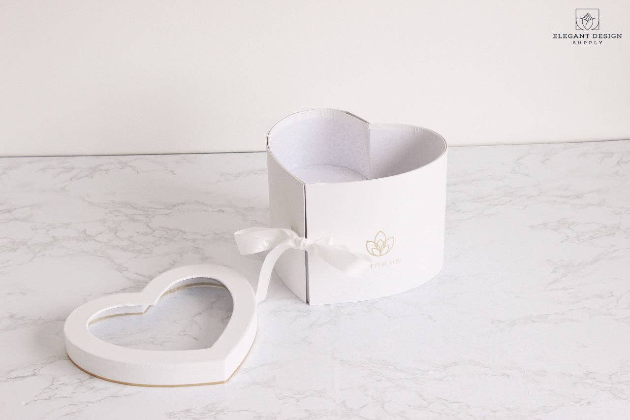 Caja de flores en forma de corazón de dos capas con tapa transparente